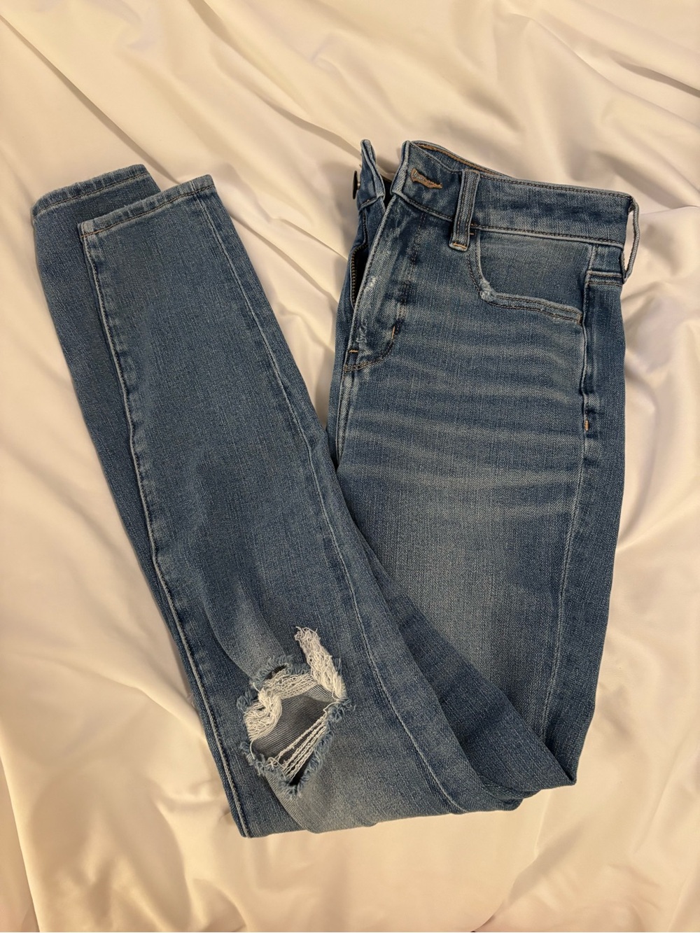 Blue Women's Ripped Skinny Jeans